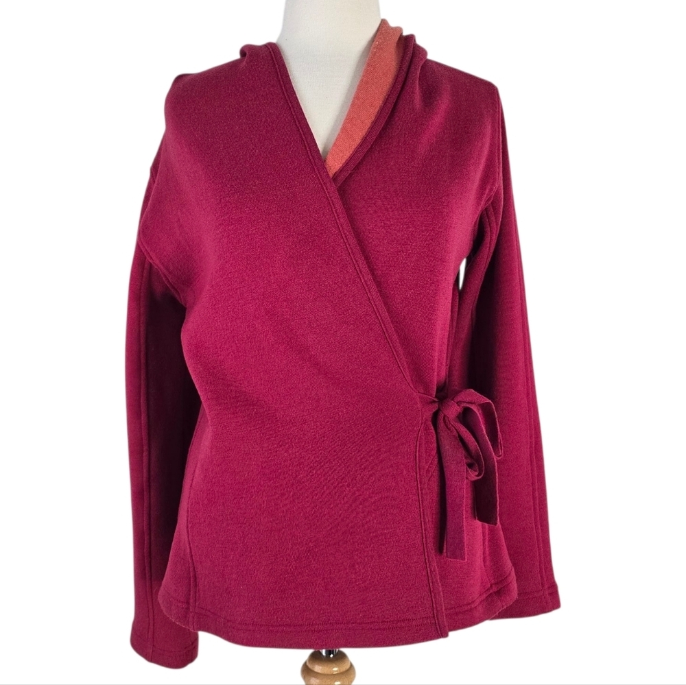 Title Nine Burgundy Extra fine Merino Wool Hooded Cardigan Jacket M Pleated Back
